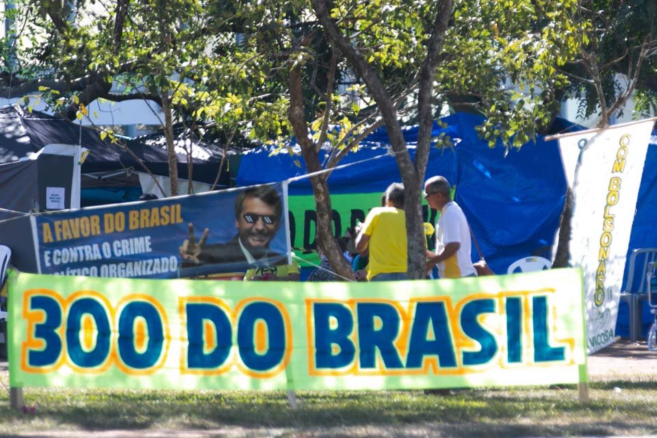 300 do brasil - feijoada pos manifestação