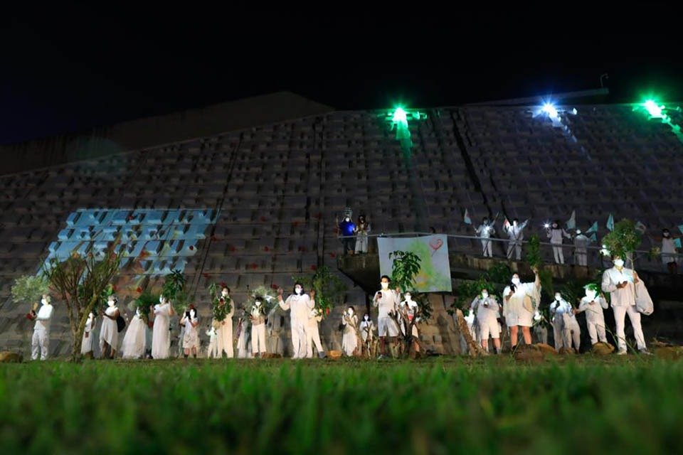 Ato em homenagem às vítimas da Covid-19