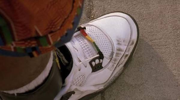 Air Jordan 4s no filme Faça a Coisa Certa, de 1989