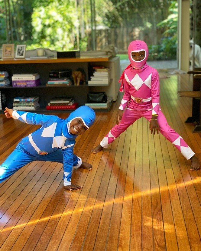 Titi e Bless de Power Rangers