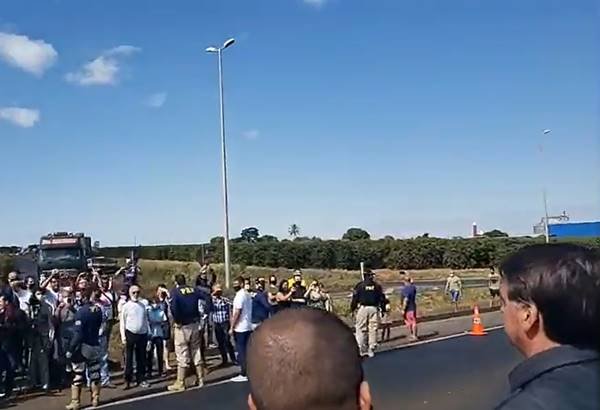 Presidente Jair Bolsonaro em Araguari