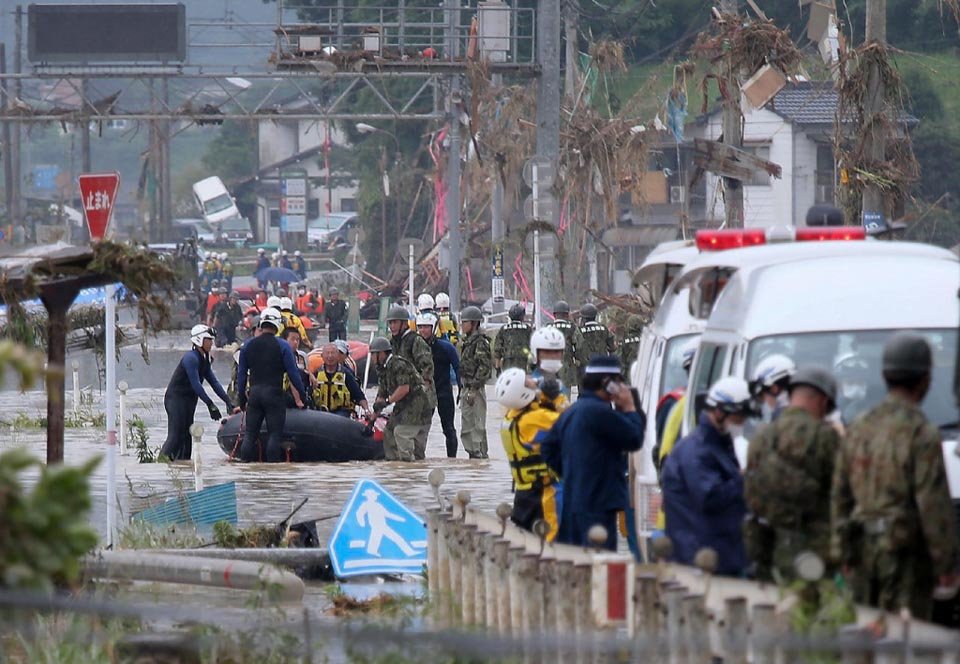Chuvas fortes no oeste do Japão obrigam a retirada de 75 mil pessoas