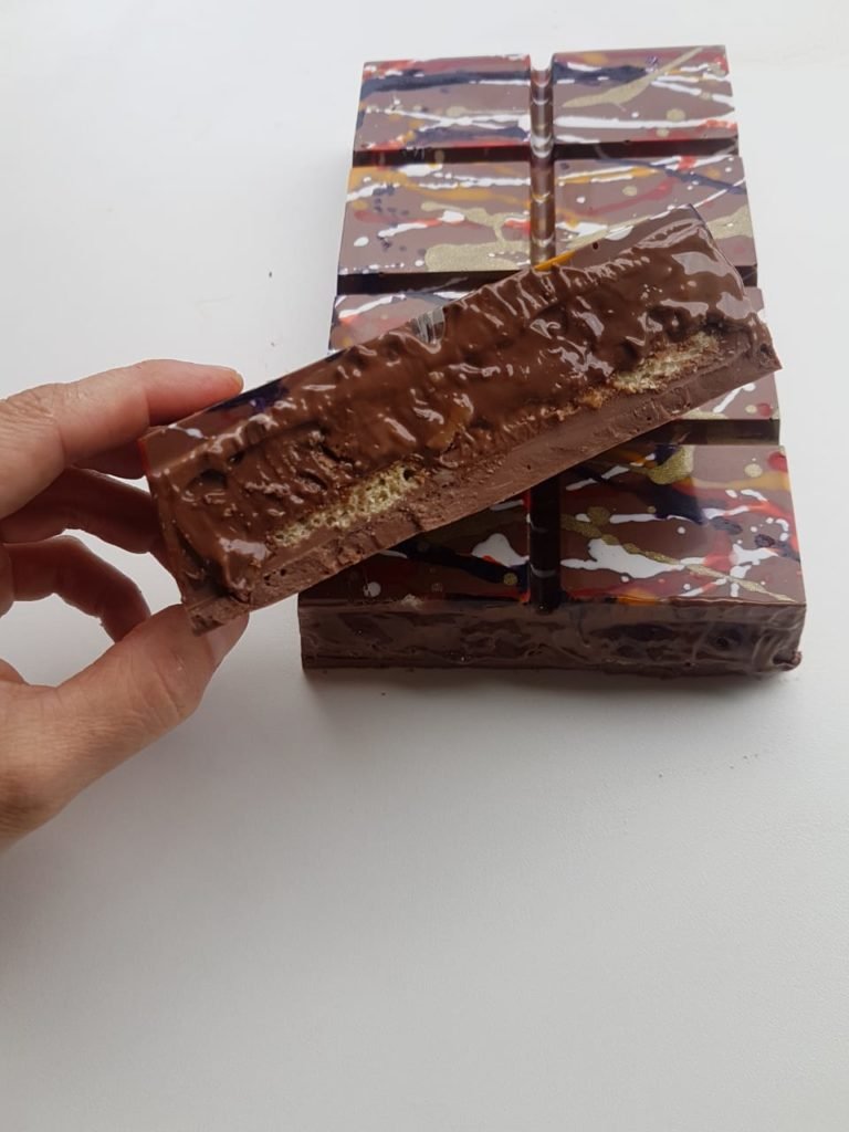 Barra de chocolate recheada