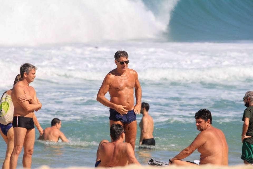 Renato Gaúcho na praia