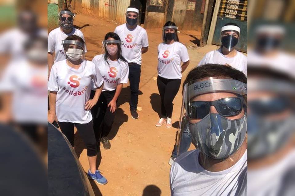 Grupo S Solidário distribui mantimentos e máscaras para ajudar população carente e pequenos empreendedores