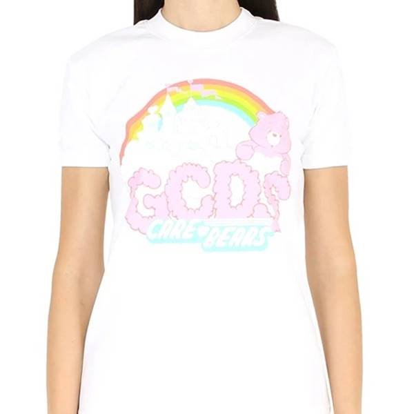 Camiseta da marca italiana GCDS inspirada nos Ursinhos Carinhosos
