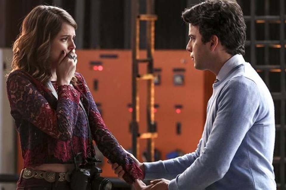 Johnnas Oliva e Agatha Moreira