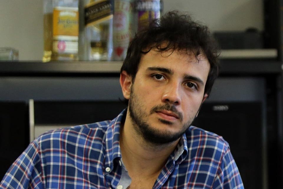 Renan Santos, do MBL, diz que ação do MP se baseia em “fake news de minions”