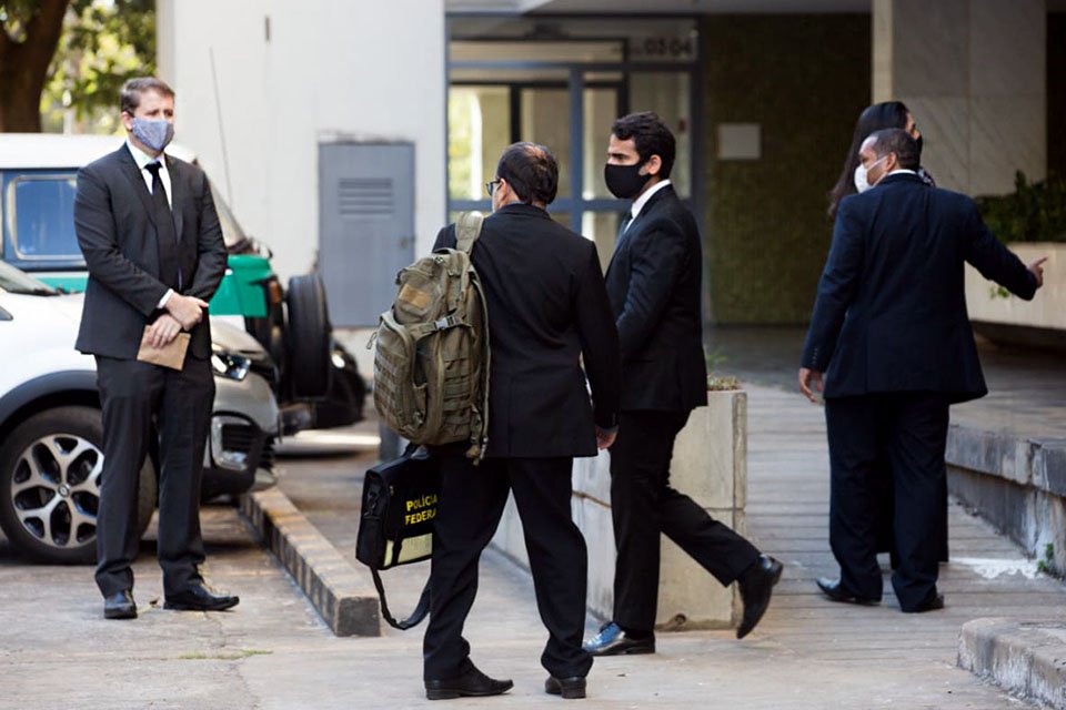 Operação Lava Jato. PF cumpre mandado de busca e apreensão no gabinete e no apartamento funcional de Paulinho da Força