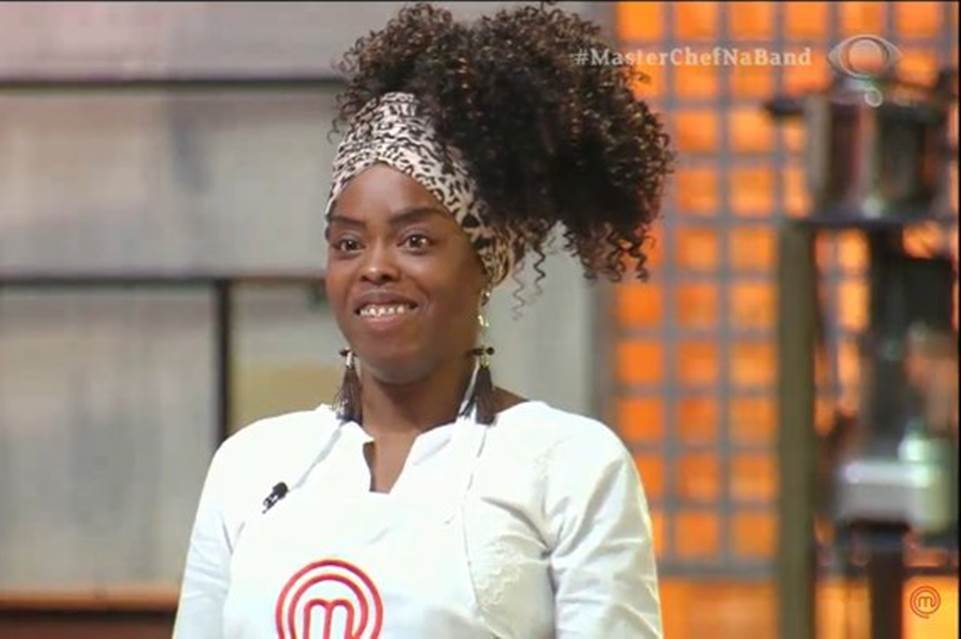 Cecília, participante do primeiro episódio de MasterChef Brasil 7