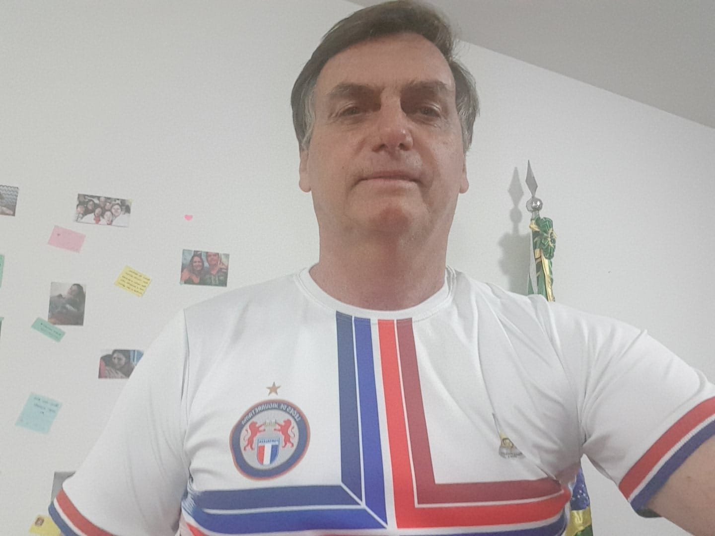 CEARÁ-MIRIM LIVRE E METROPOLITANO: FUTEBOL: BOLSONARO EXIBE SUA COLEÇÃO ...