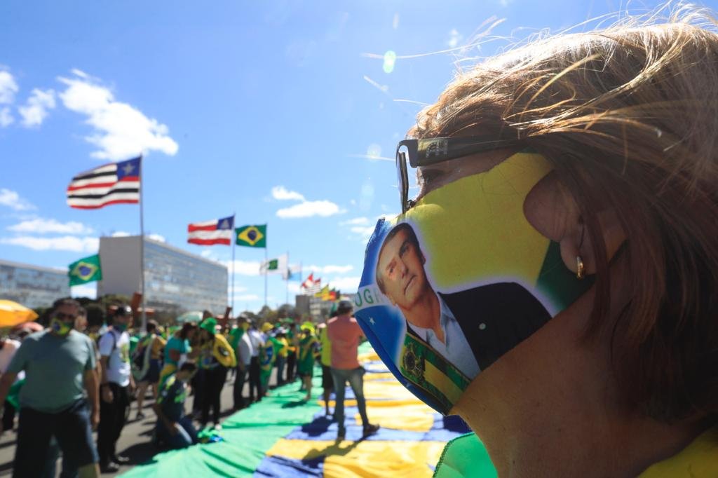Manifestantes se reúnem na Esplanada em ato de apoio a Bolsonaro (19/07/2020)