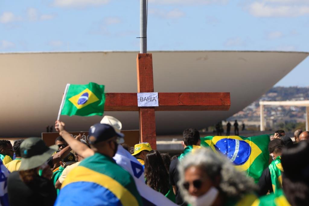 Manifestantes se reúnem na Esplanada em ato de apoio a Bolsonaro (19/07/2020)