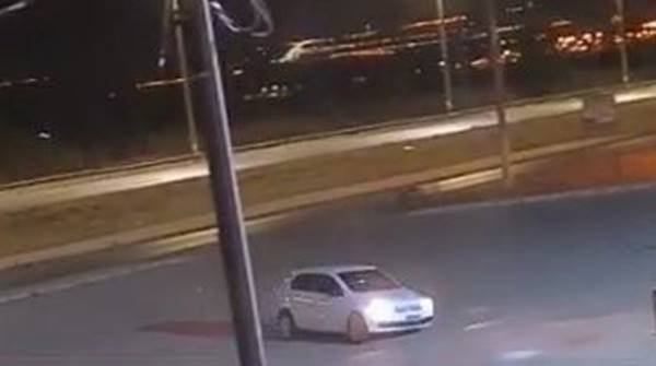 Motoristas fazem cavalo de pau em estacionamento de Vicente Pires
