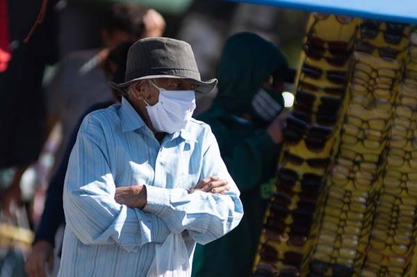 Reabertura do comércio em Ceilândia durante a pandemia, após restrições