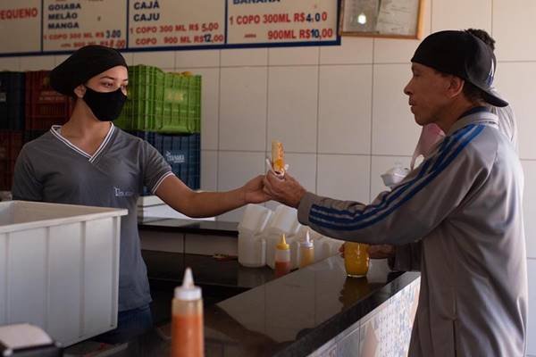 Reabertura do comércio em Ceilândia durante a pandemia, após restrições