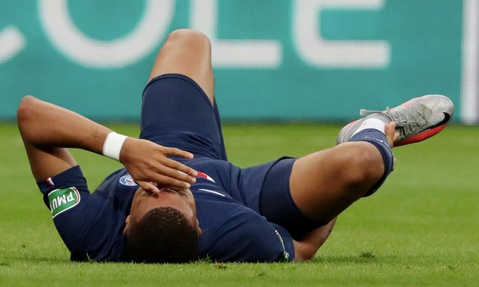 Com lesão na panturrilha, Mbappé vira desfalque da França