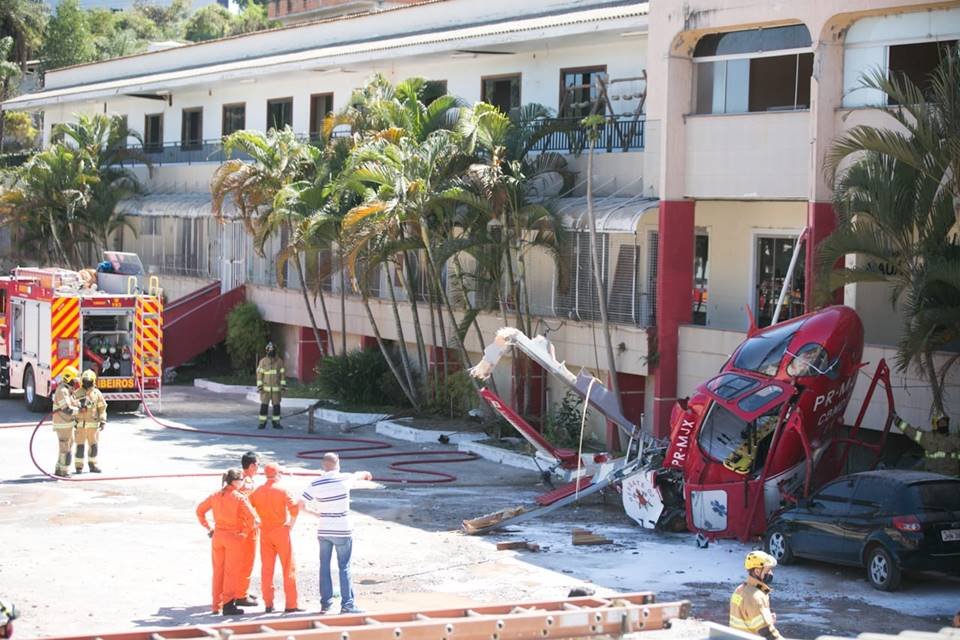Queda de helicóptero dos bombeiros em Vicente Pires