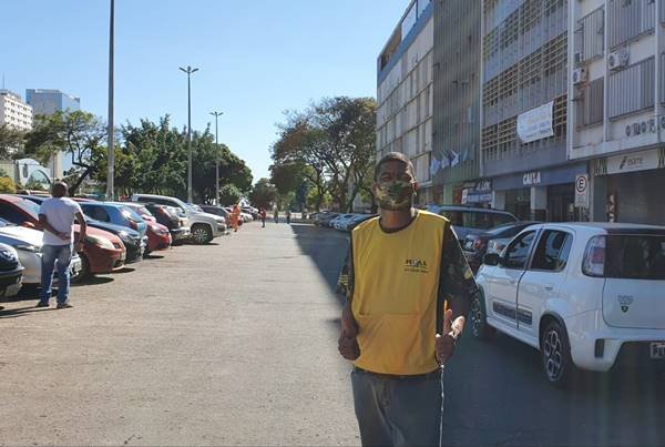 Criação da Zona Verde, com estacionamento pago em áreas públicas do DF