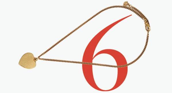 colar com medalhão de coração da Balenciaga