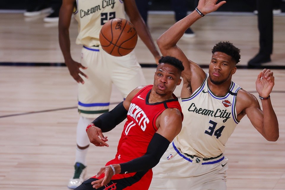 O jogador de basquete brasileiro que viveu a 'bolha' da NBA - Época