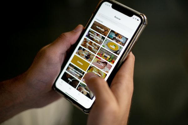 Aplicativos no celular