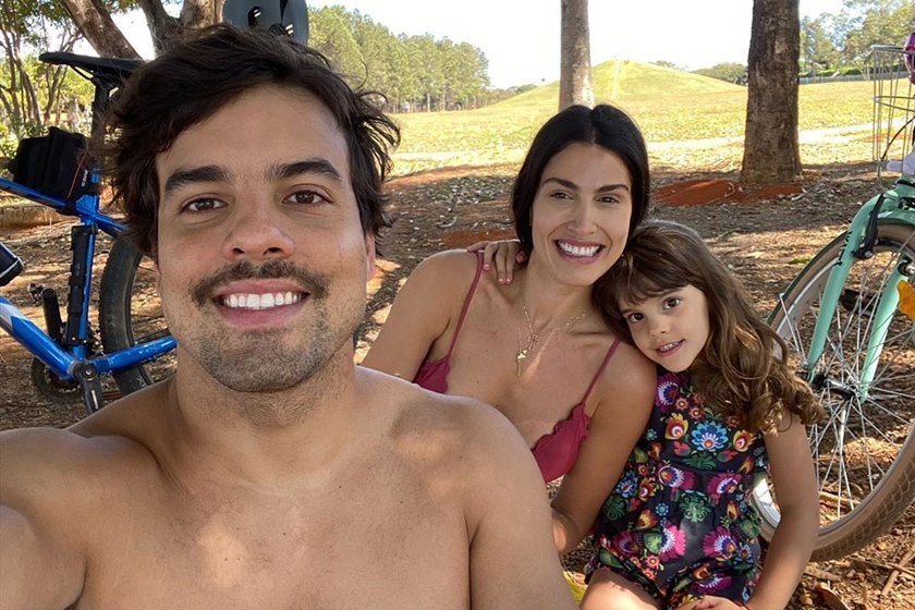 André Guedes, Monnike Falcão e Maria Clara