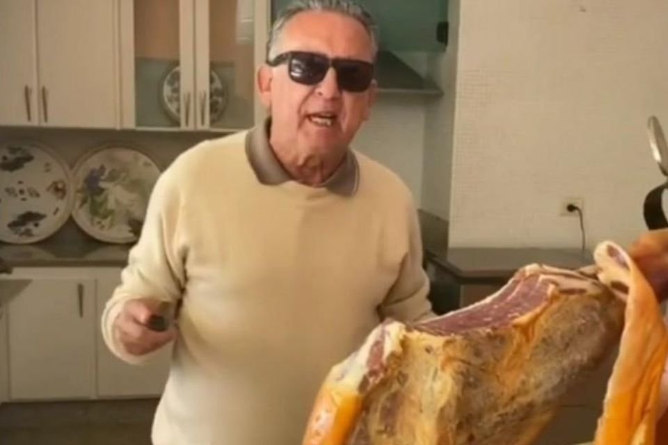 quarentena de Galvão bueno