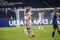 Neymar comemora gol
