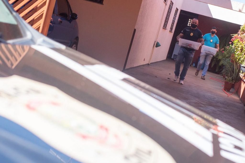 Após Caso Naja, Polícia Civil apreende cobra “anaconda” em águas Lindas