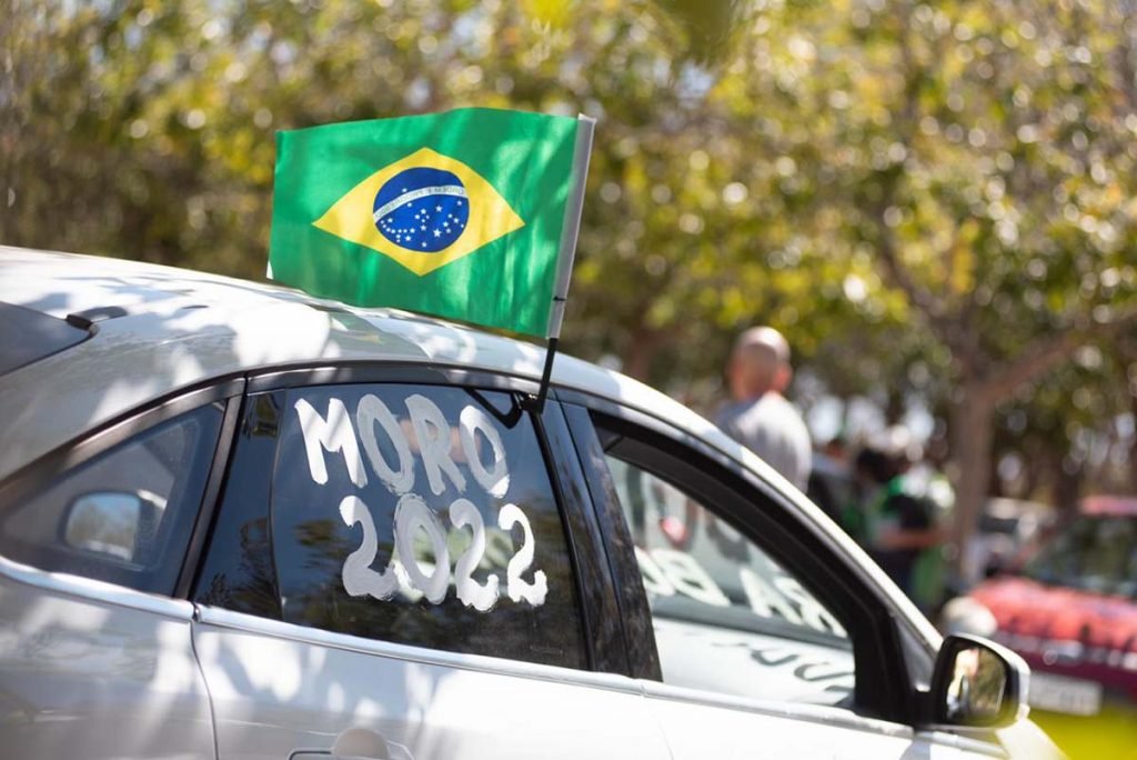 Concentração no estacionamento do PGR, para Carreata em defesa da Lava Jato