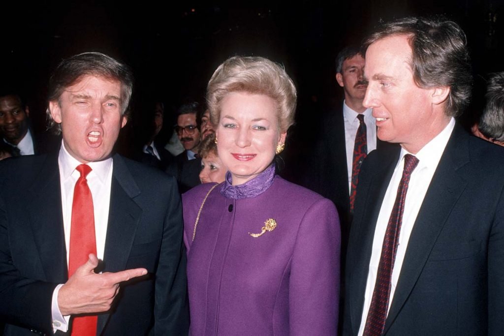 Maryanne Trump e Robert Trump durante a abertura do Taj Mahal Casino de Donald Trump - 5 de abril de 1990