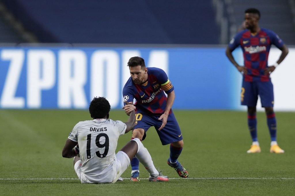 Alphonso Davies e Messi