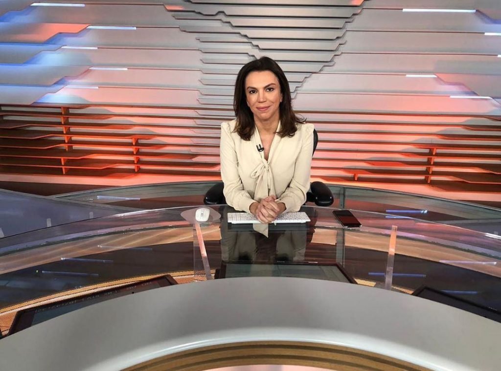 Ana Paula Araújo se recupera da Covid e anuncia retorno à Globo | Metrópoles
