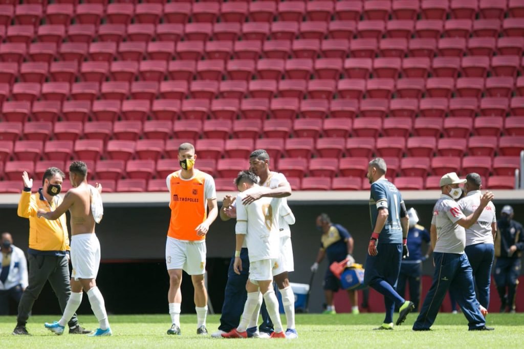 Brasiliense x Real Brasilia candangão futebol brasilia