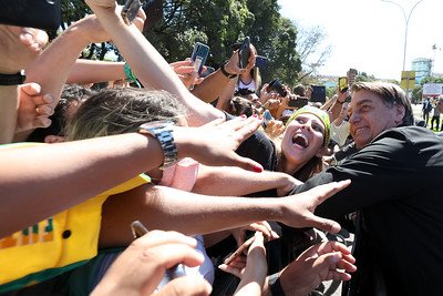 Presidente Jair Bolsonaro participa da Cerimônia de retomada do Alto Forno 1 da Usina de Ipatinga