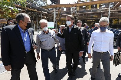 Presidente Jair Bolsonaro participa da Cerimônia de retomada do Alto Forno 1 da Usina de Ipatinga