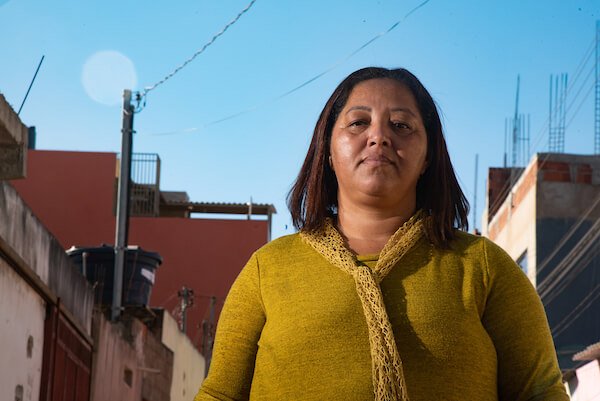 Catadora de recicláveis, Alessandra Alves, de 41 anos, teve o auxílio de R$ 600