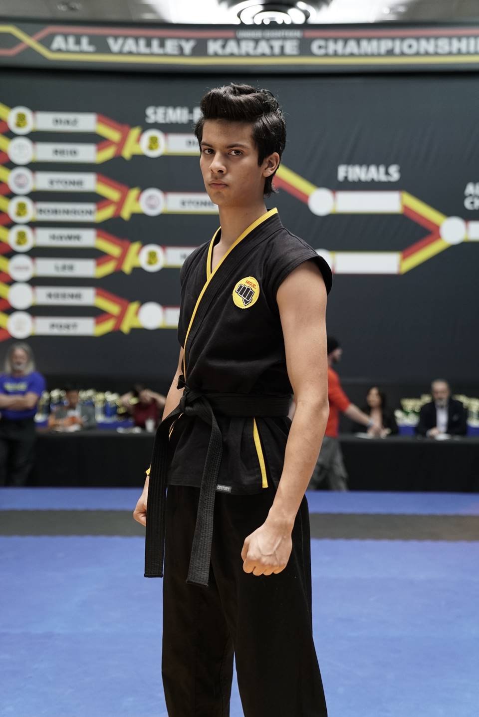 Cobra Kai: Temporada 4, Anúncio do Torneio de Karaté de All Valley