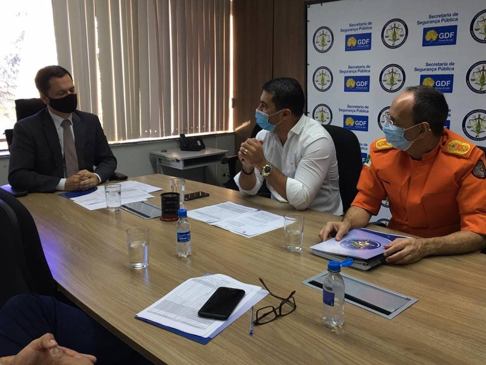 Membros da segurança pública discutem MP 971/2020