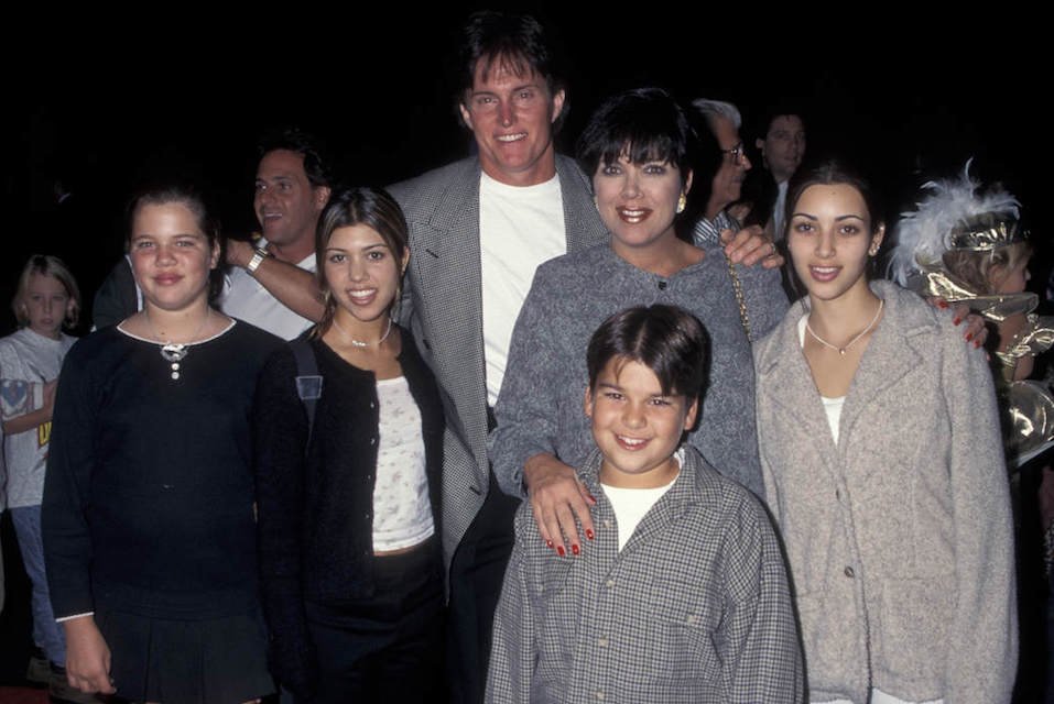 Evolução de beleza das Kardashians: veja fotos de antes e depois da família
