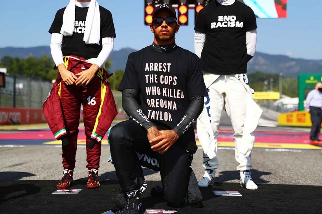Lewis Hamilton pode sofrer punição da Fórmula 1 por usar camisa antirracista