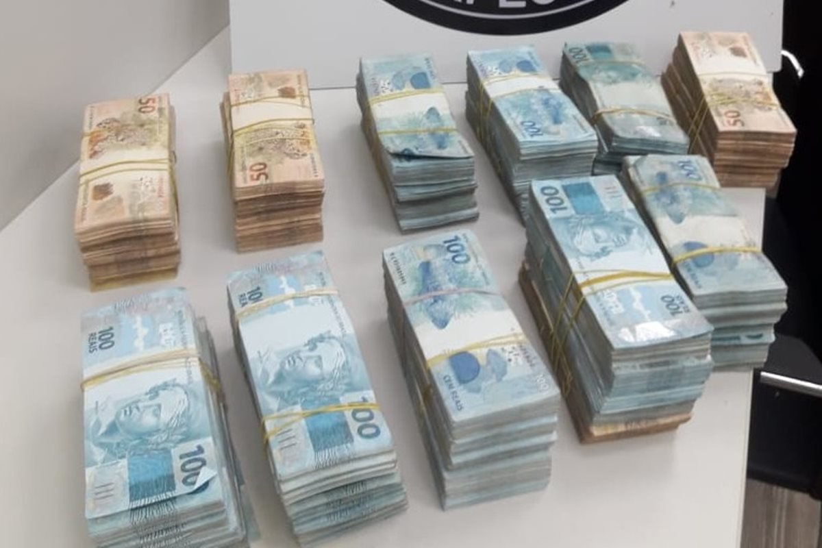 Dinheiro apreendido pela PF do Rio