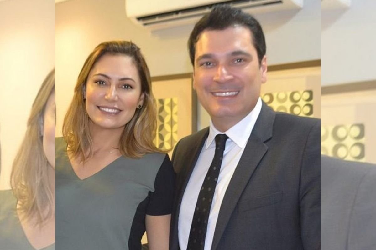 Cirurgi o de Michelle Bolsonaro pr teses menores de silicone