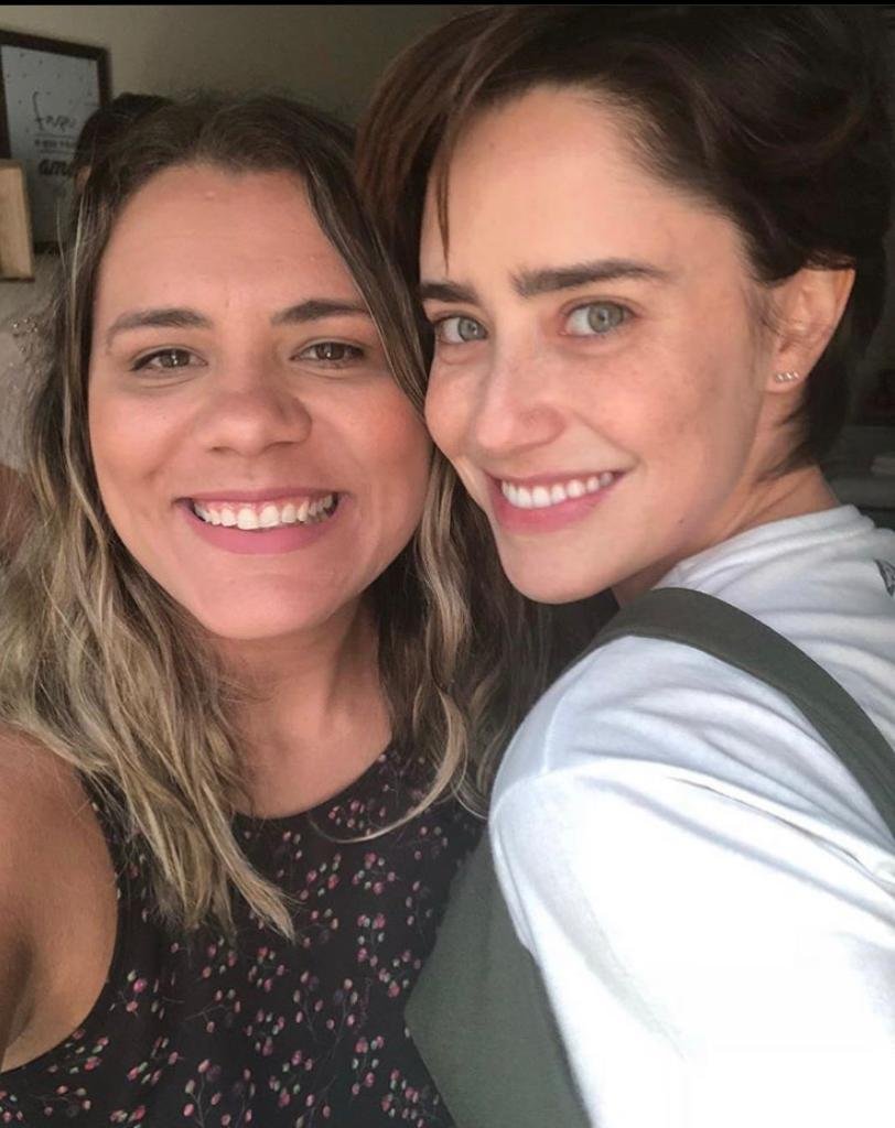 Massagista dos famosos Paulinha Gomes