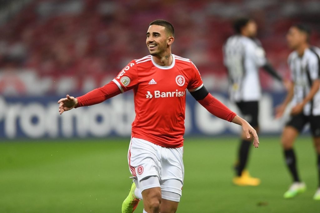 Thiago Galhardo Internacional