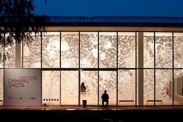 Exposição de Chiharu Shiota no CCBB Brasília