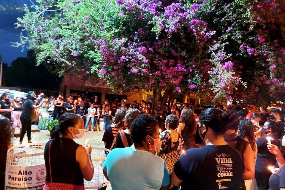 Mulheres de Alto Paraíso protestam após estupro e morte de Oigna Rodrigues da Silva