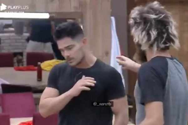 JP Gadelha e Cartolouco A Fazenda 12