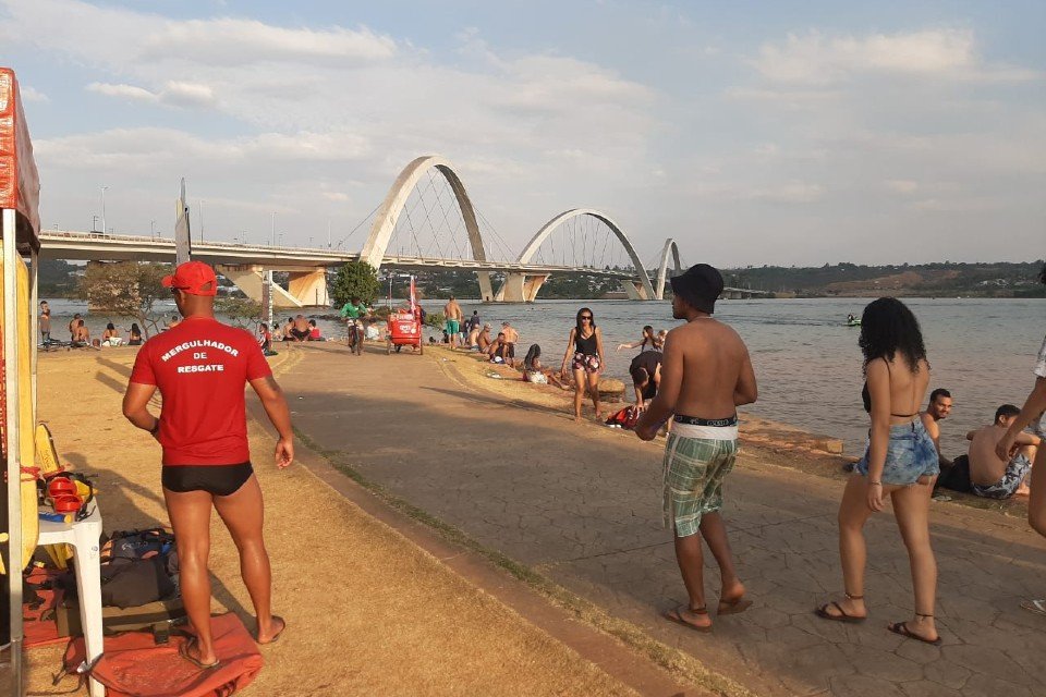 Bombeiros na Ponte JK